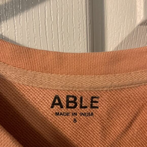 ABLE Women's Cropped Fleece Sweatshirt Size S Apricot Orange Pastel Athleisure - Picture 4 of 6